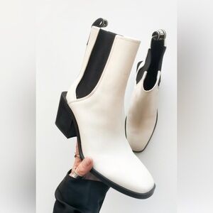 NEW DKNY Women's Block Heel Chelsea
Boots In Ivory / SOLD OUT